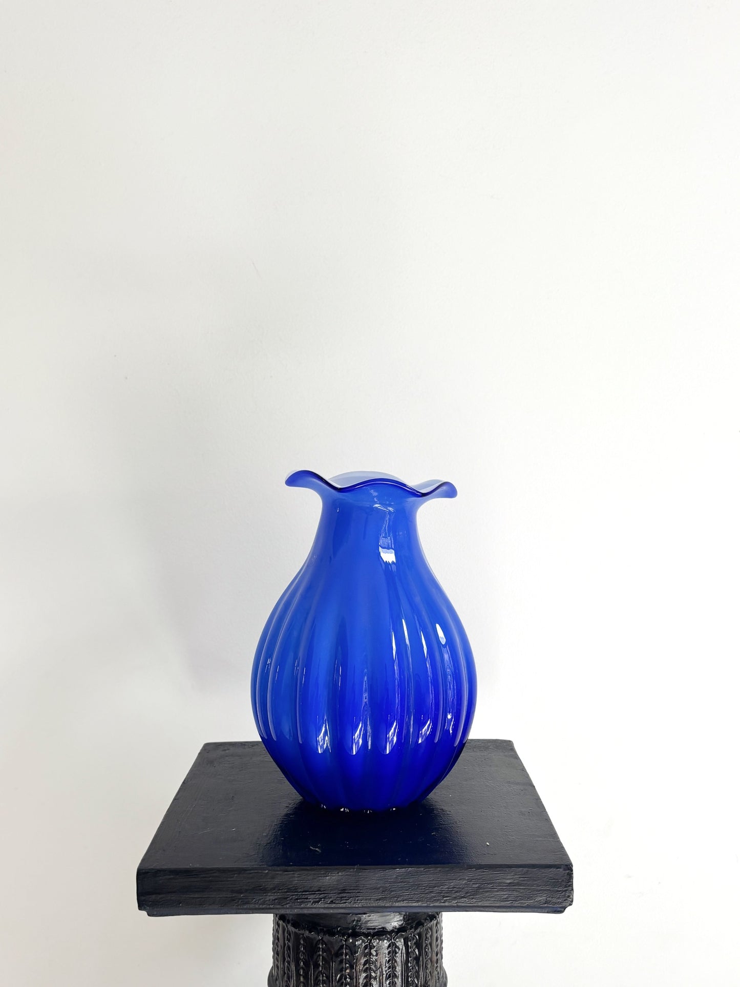 Vase en opaline Empoli bleu cobalt