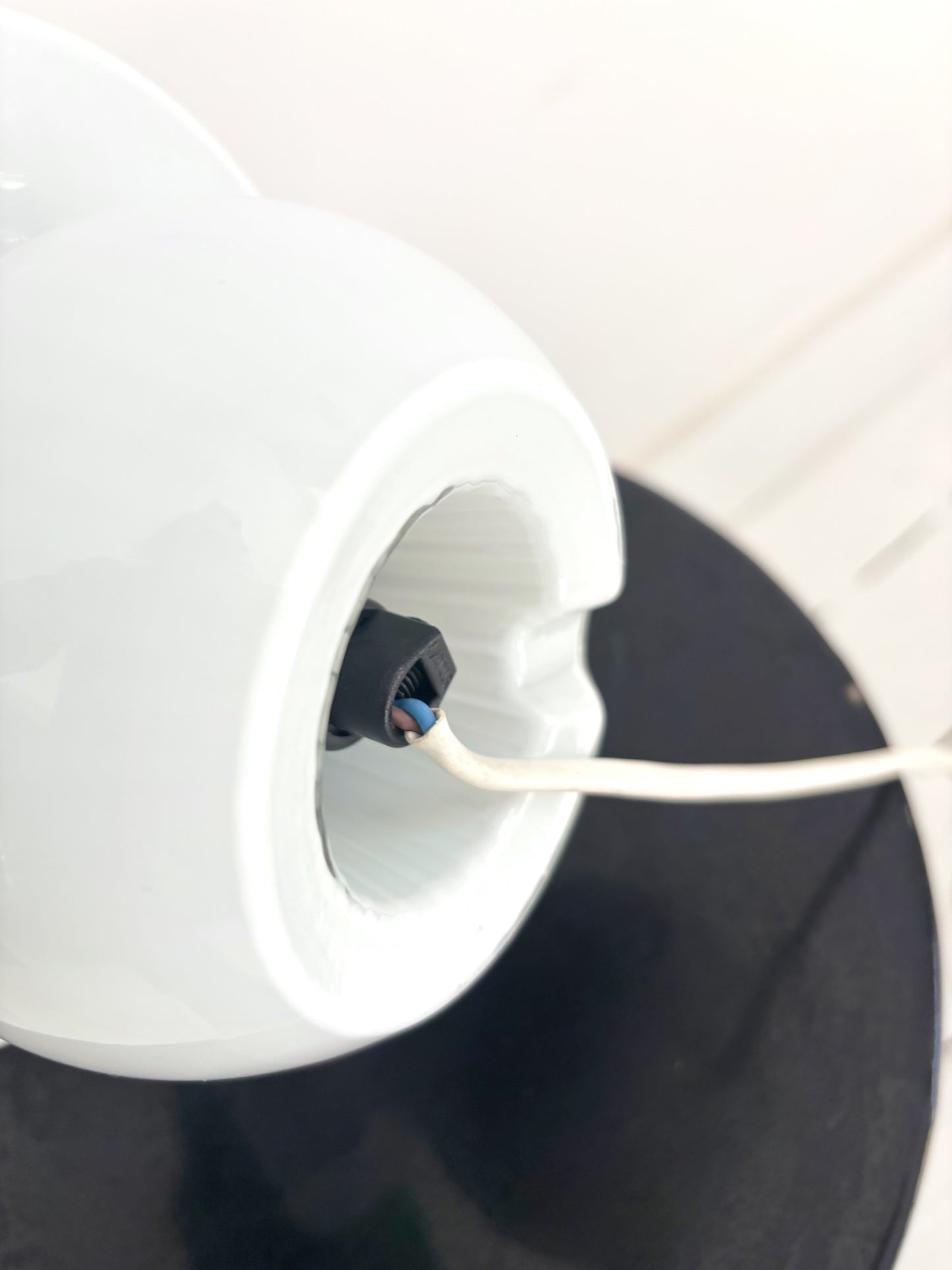 Lampe champignon blanche en opaline de Murano