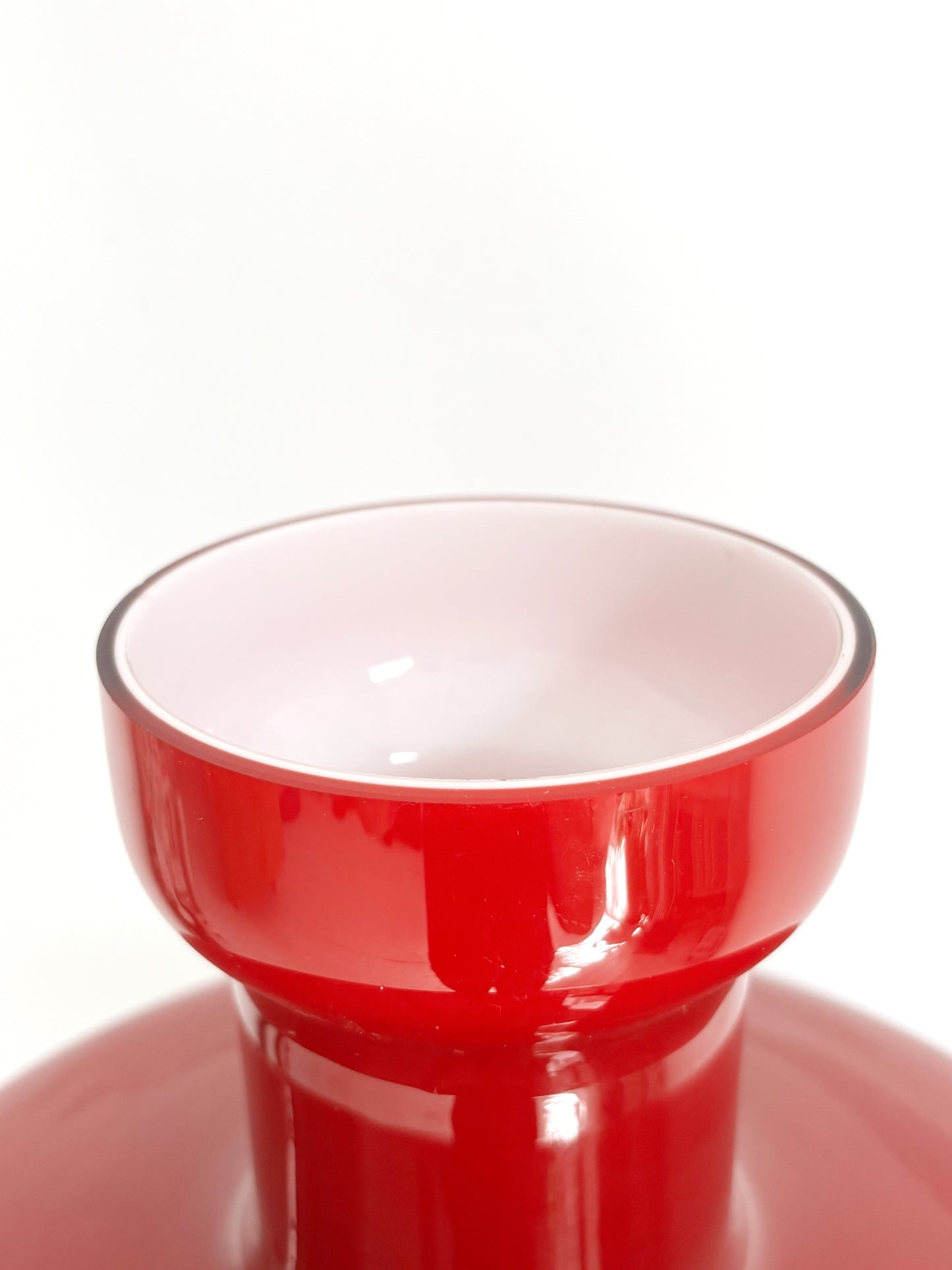 Grand vase Empoli en opaline rouge