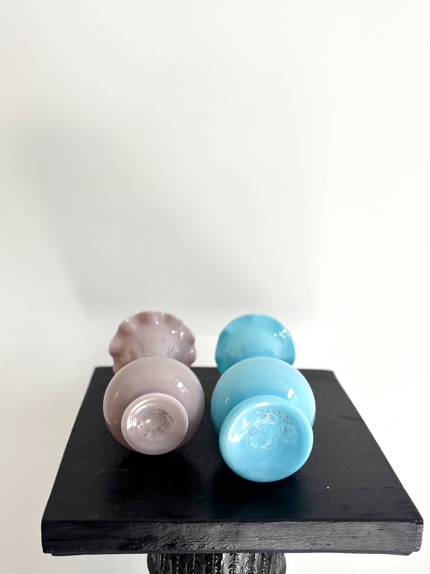 Ensemble de 2 vases en opaline de Portieux