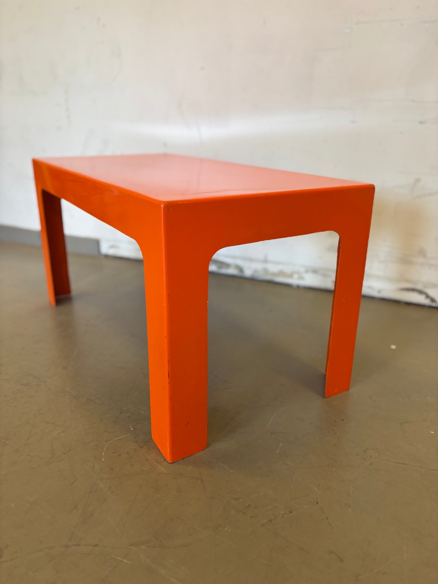 Table basse orange vif Prisunic