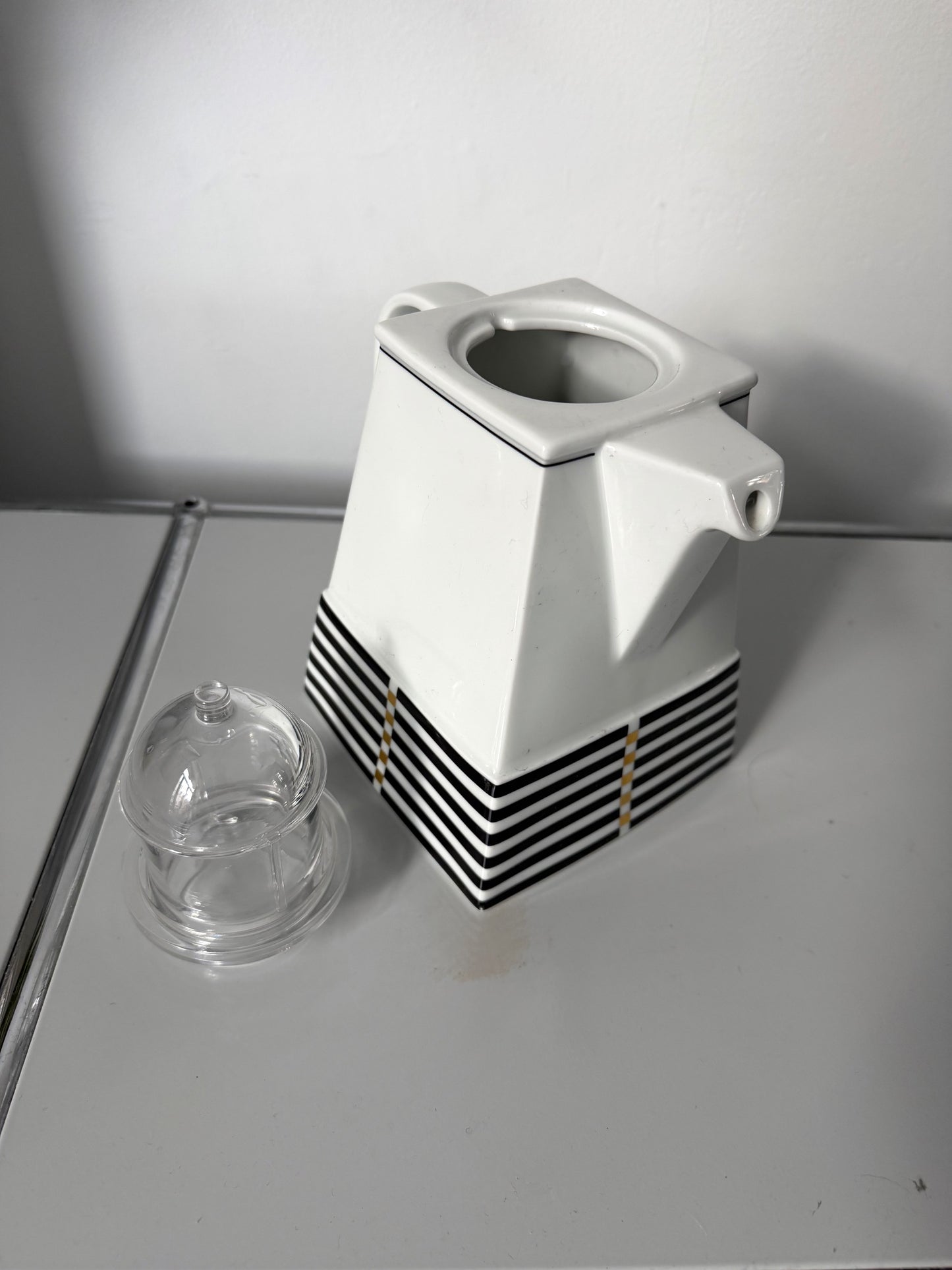 Théière IL FARO d'Aldo Rossi pour Rosenthal