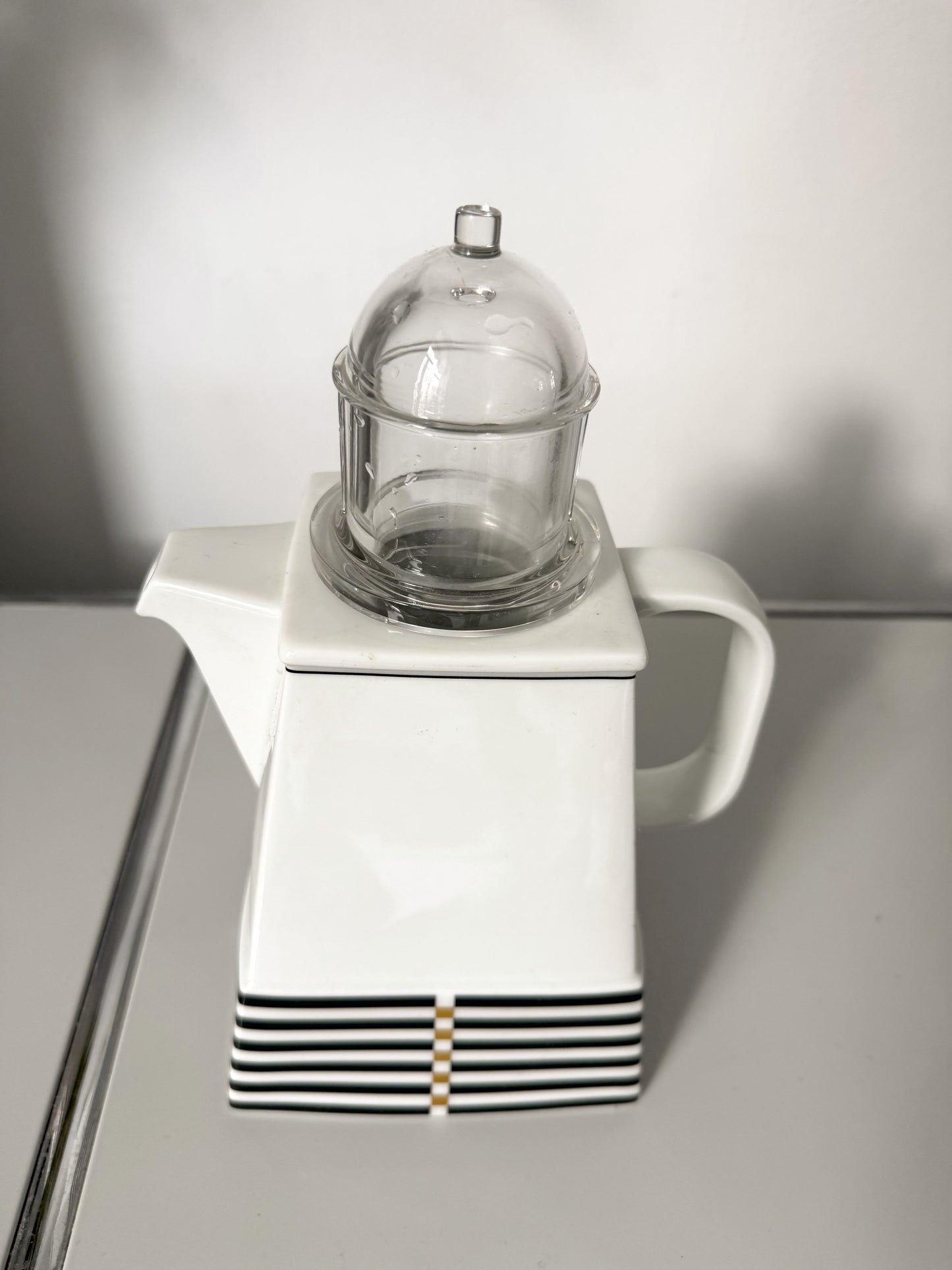 Théière IL FARO d'Aldo Rossi pour Rosenthal