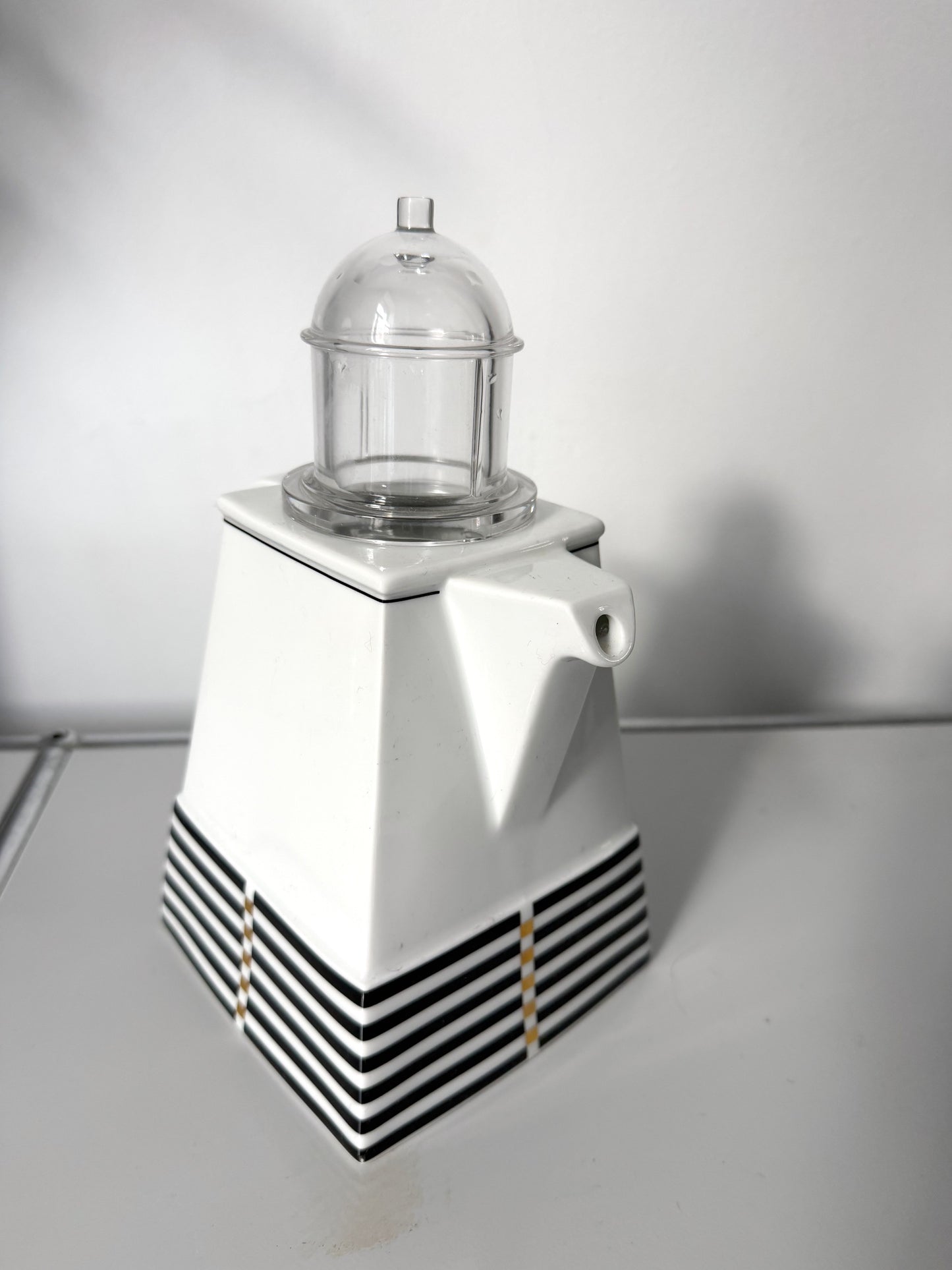 Théière IL FARO d'Aldo Rossi pour Rosenthal