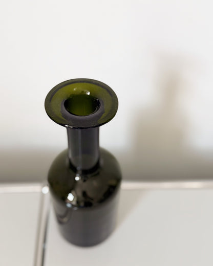 Gulvvase en verre vert Holmegaard par Otto Brauer
