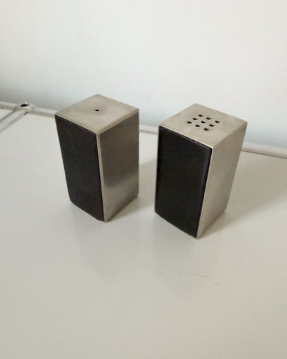 Set Sel et poivre moderniste d'Amboss Neuzeughammer