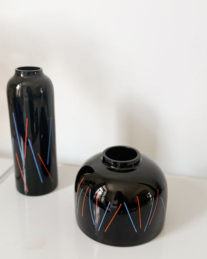 Haut vase en verre hyalite noir Ikea 1988 par Marcela VOSMIKOVA