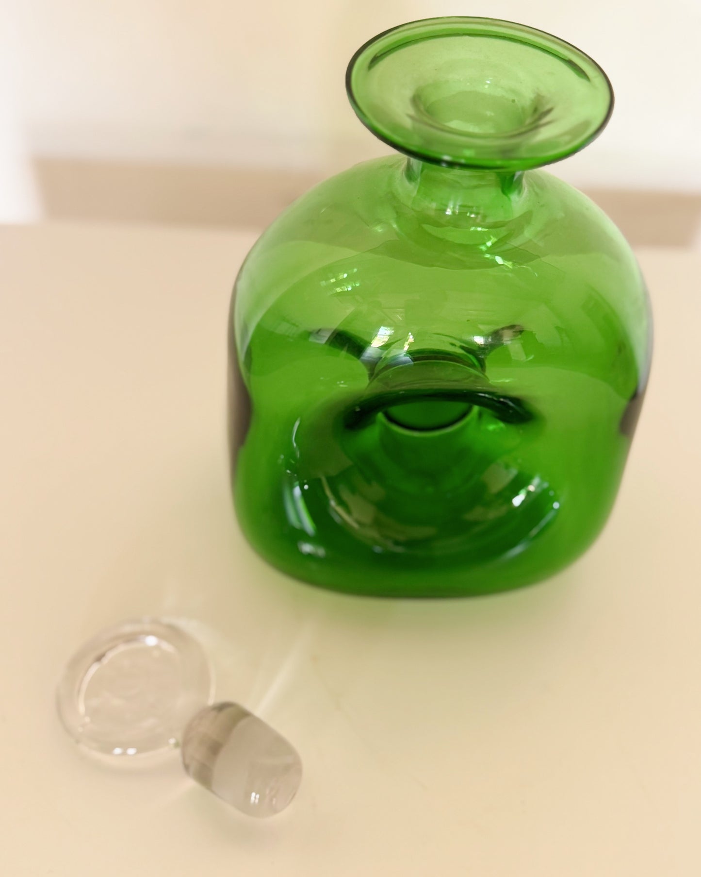 Bouteille, carafe en verre vert scandinave