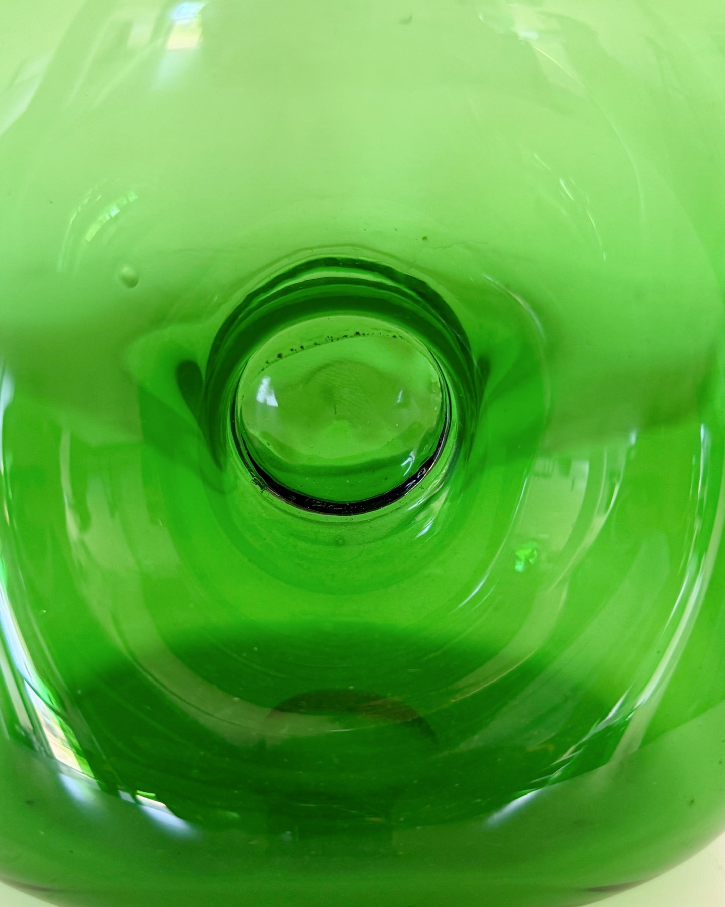 Bouteille, carafe en verre vert scandinave