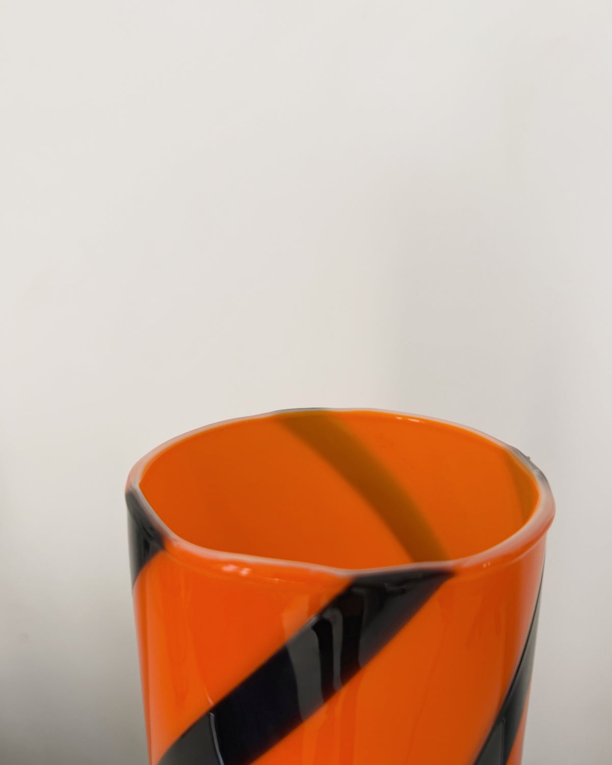 Vase en oplaine Carlo Moretti Orange et noir 1970