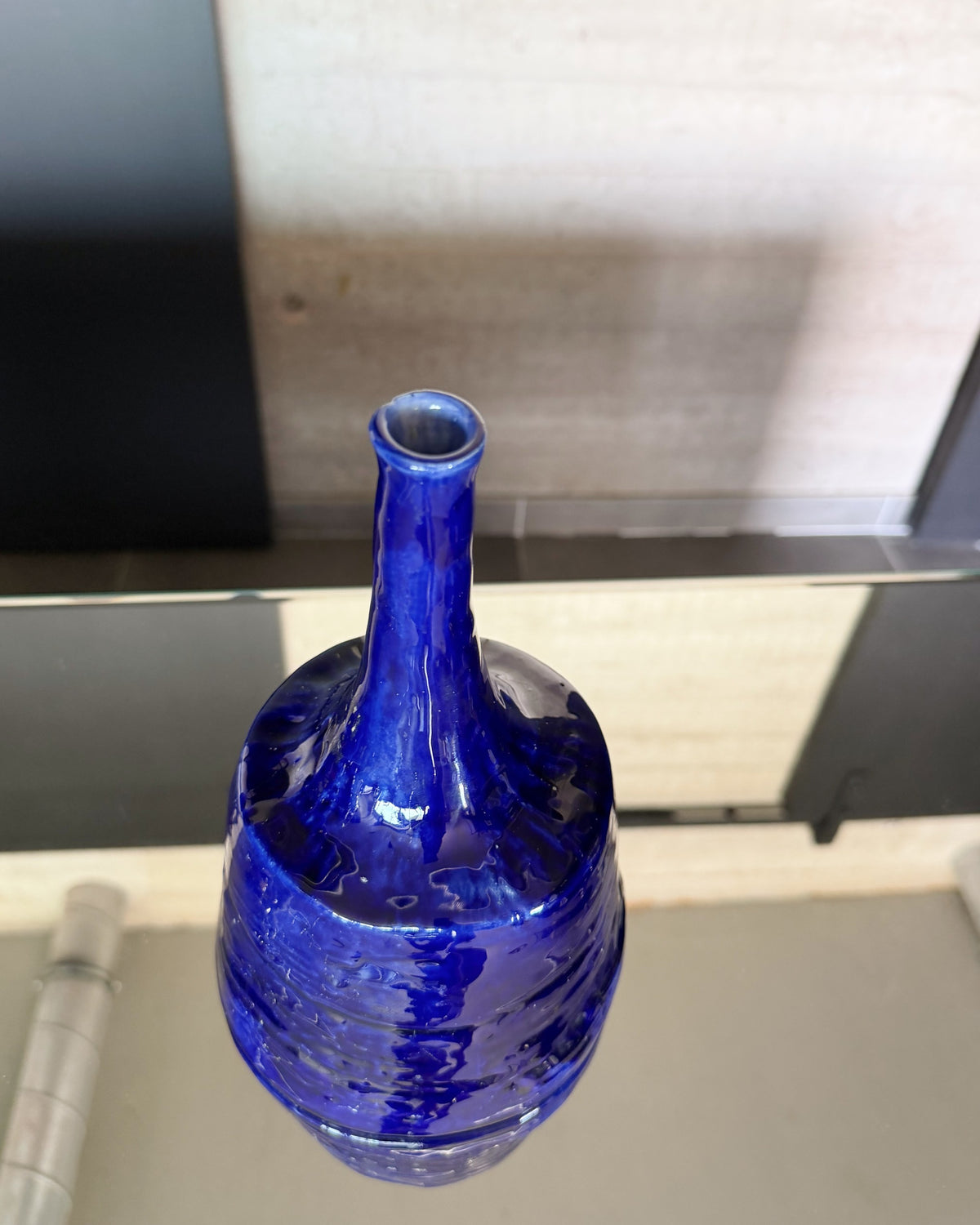 Vase en céramique bleu cobalt 1970