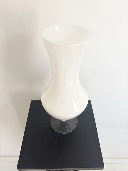 White opaline vase from Empoli
