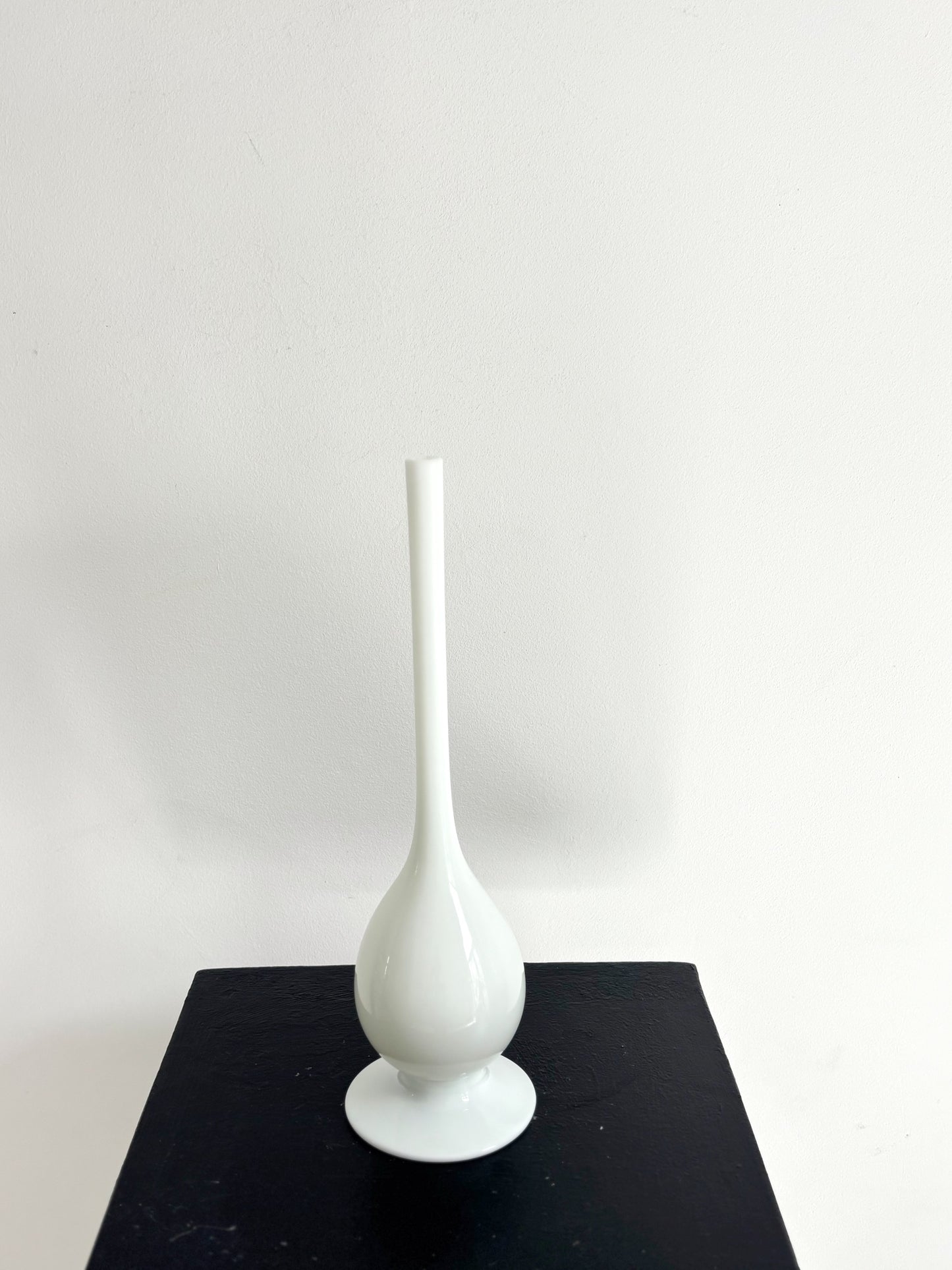 Soliflore en opaline blanc