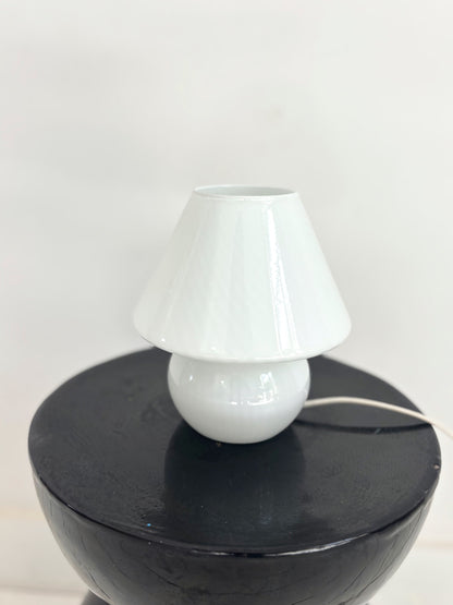 White mushroom lamp in Murano opaline
