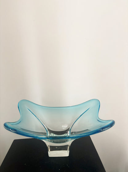 Plat bleu ciel en verre de Murano