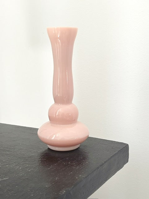 Vase rose en opaline de Boom