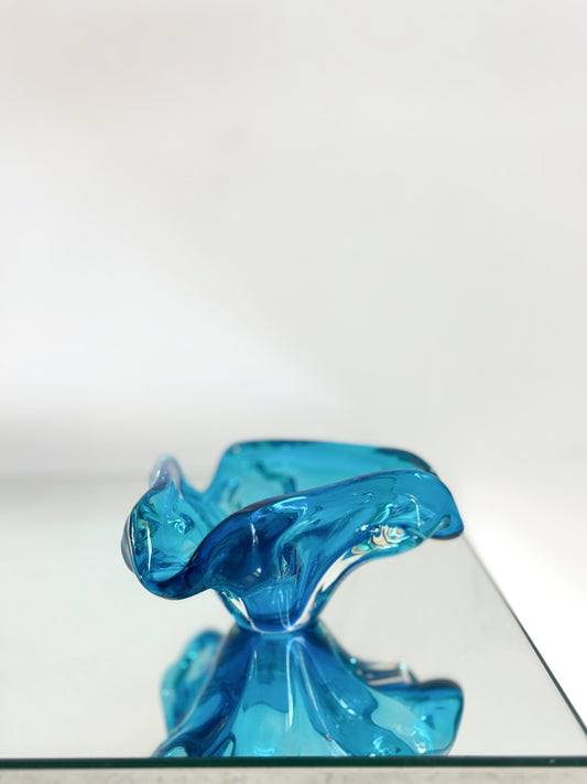 Vide poche, cendrier en verre de Murano bleu