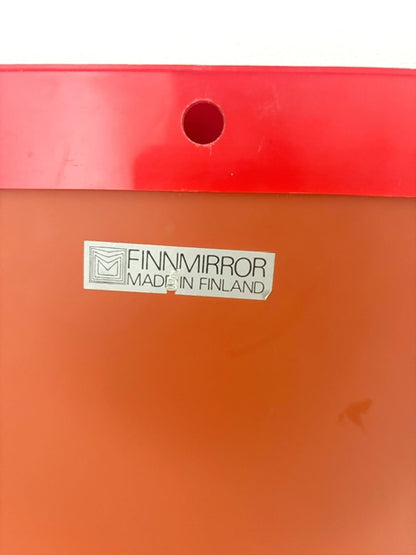 Miroir encadrement plastique rouge Finn