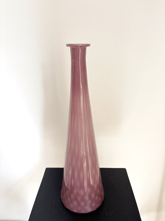 Bouteille en opaline mauve